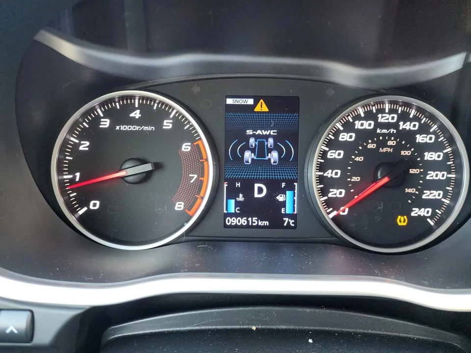 2020 Mitsubishi Eclipse Cross - Image 11 of 11
