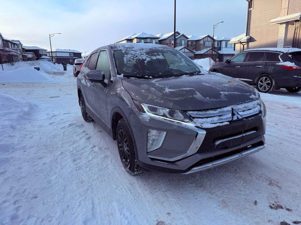 2020 Mitsubishi Eclipse Cross - Image 2 of 13