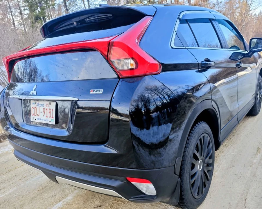 2020 Mitsubishi Eclipse Cross - Image 4 of 11