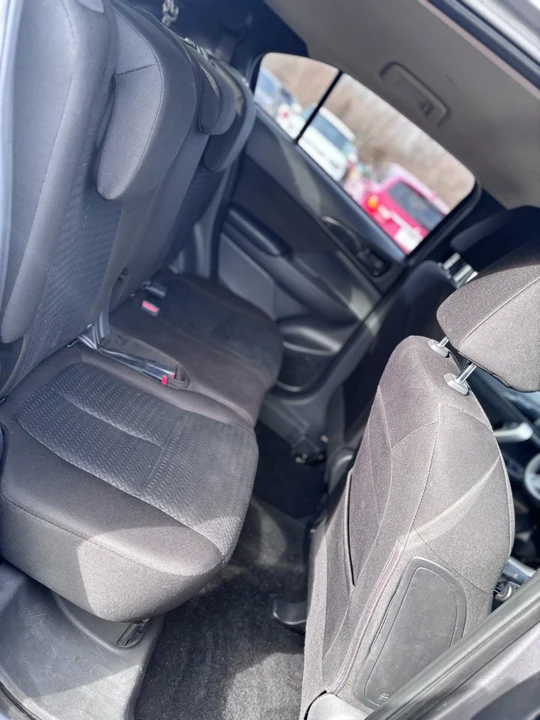 2020 Mitsubishi Eclipse Cross - Image 8 of 12