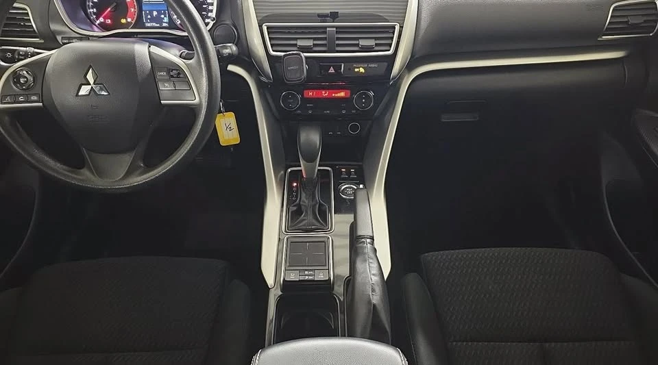 2020 Mitsubishi Eclipse Cross - Image 15 of 19