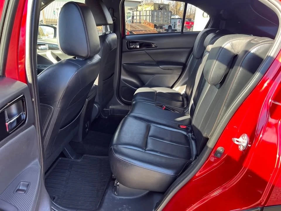 2020 Mitsubishi Eclipse Cross - Image 15 of 19