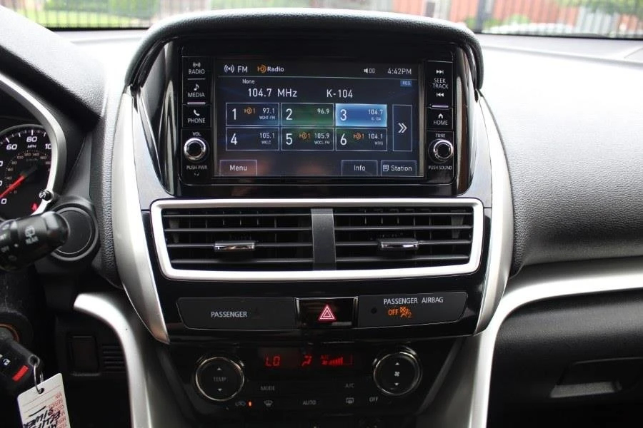 2020 Mitsubishi Eclipse Cross - Image 19 of 20
