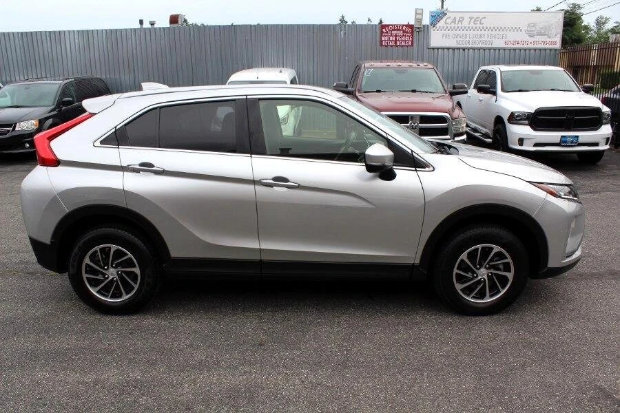2020 Mitsubishi Eclipse Cross - Image 9 of 20