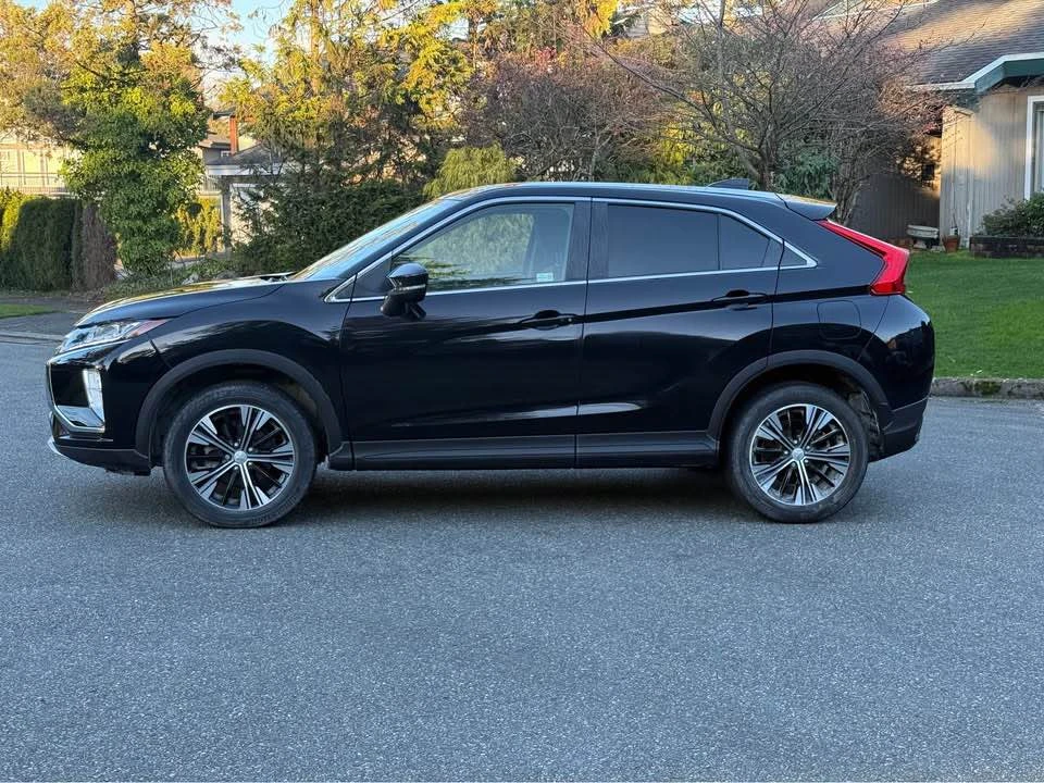 2020 Mitsubishi Eclipse Cross - Image 3 of 15