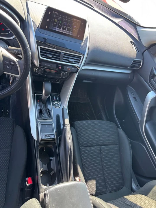 2020 Mitsubishi Eclipse Cross - Image 13 of 16