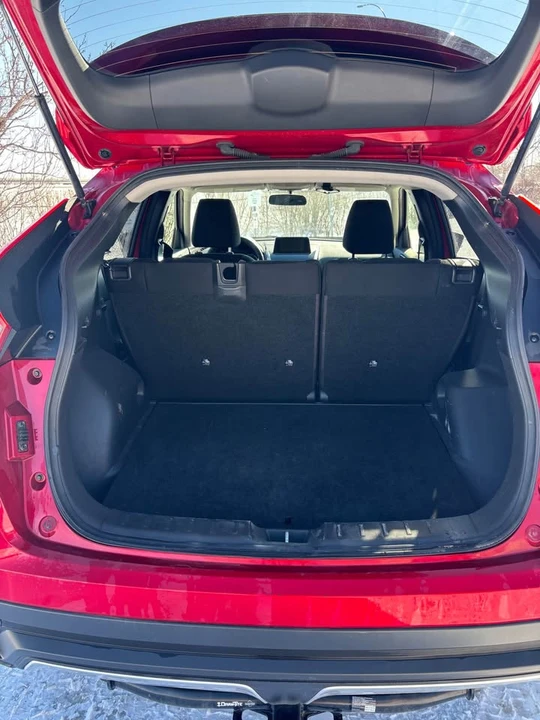2020 Mitsubishi Eclipse Cross - Image 5 of 16