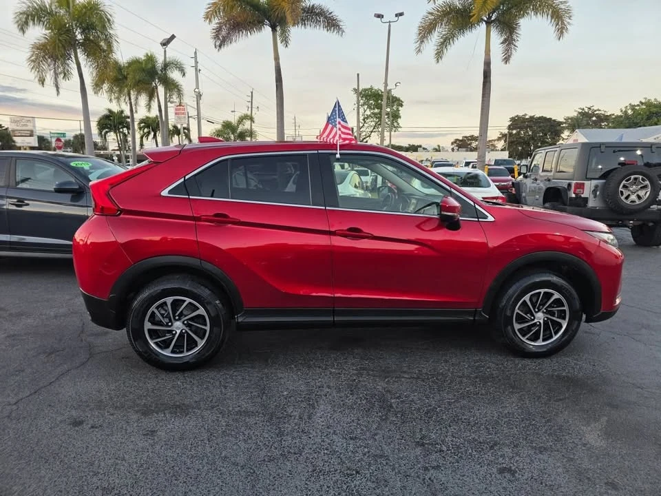 2020 Mitsubishi Eclipse Cross - Image 7 of 17