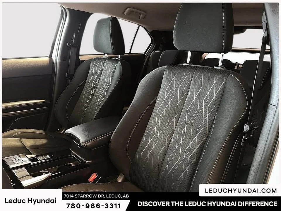 2020 Mitsubishi Eclipse Cross - Image 8 of 10