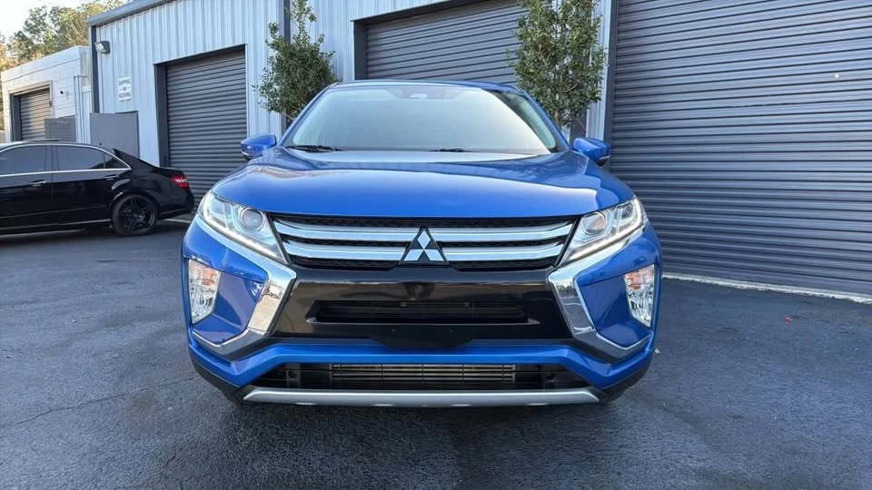 2020 Mitsubishi Eclipse Cross - Image 2 of 14