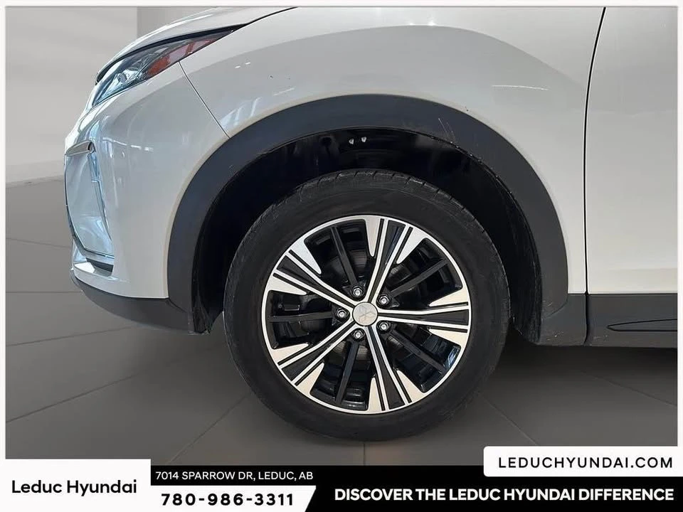2020 Mitsubishi Eclipse Cross - Image 7 of 10