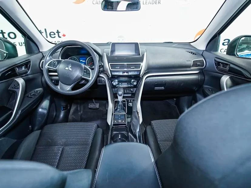 2020 Mitsubishi Eclipse Cross - Image 10 of 20