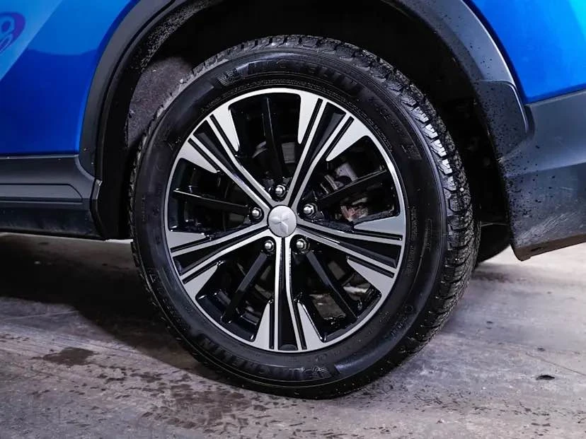 2020 Mitsubishi Eclipse Cross - Image 8 of 20
