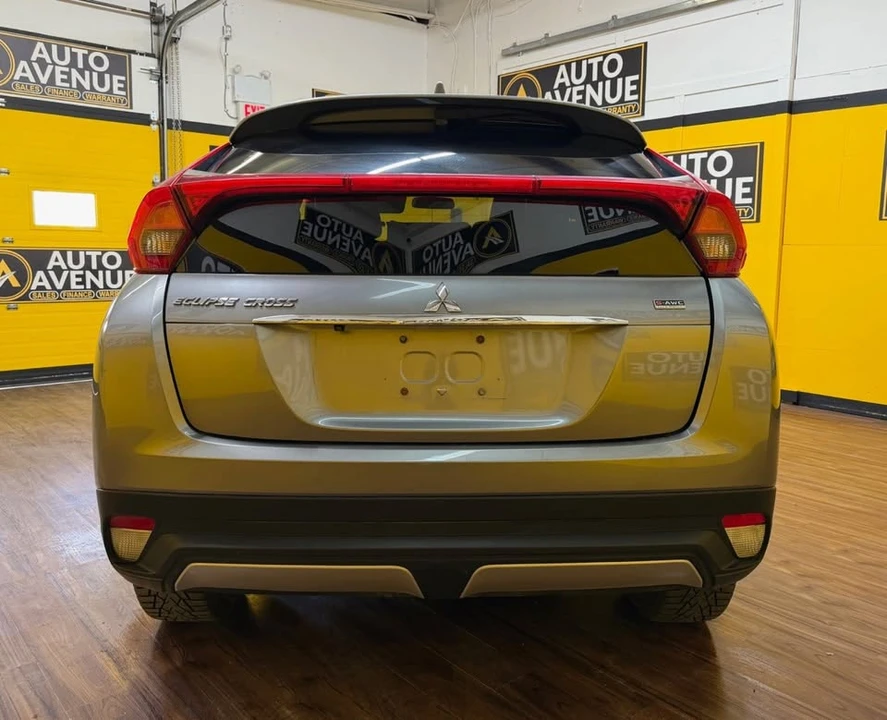 2020 Mitsubishi Eclipse Cross - Image 3 of 14