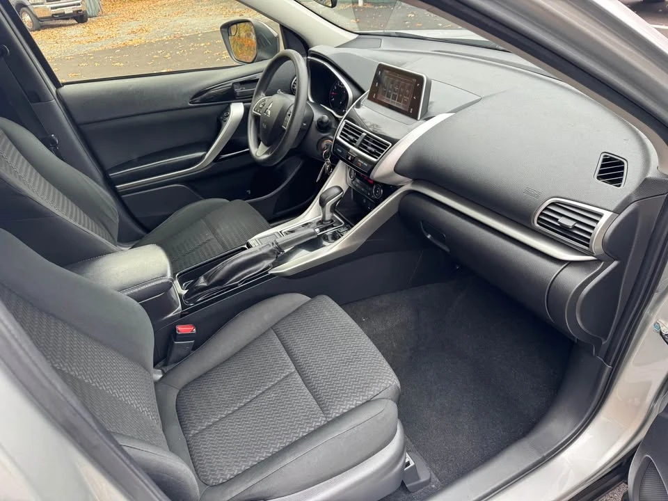 2020 Mitsubishi Eclipse Cross - Image 11 of 12