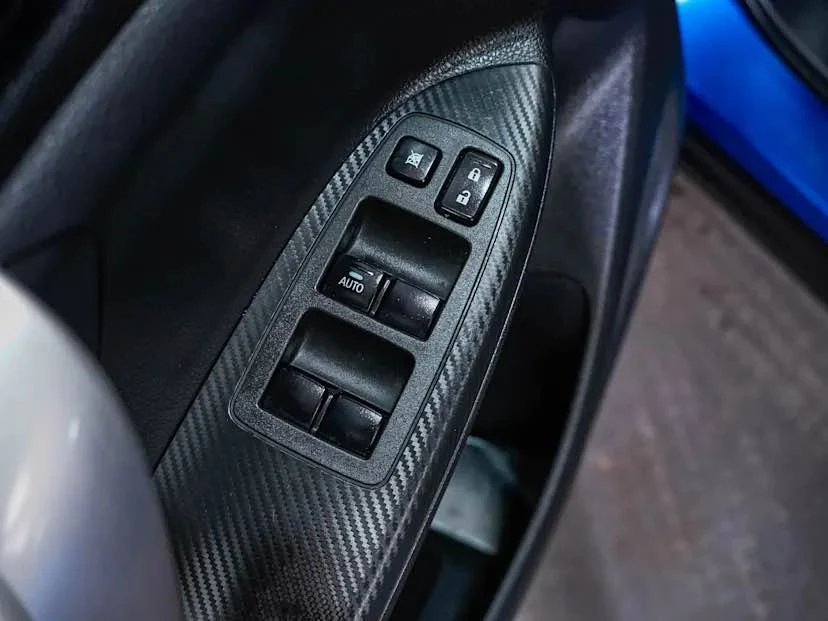 2020 Mitsubishi Eclipse Cross - Image 14 of 20