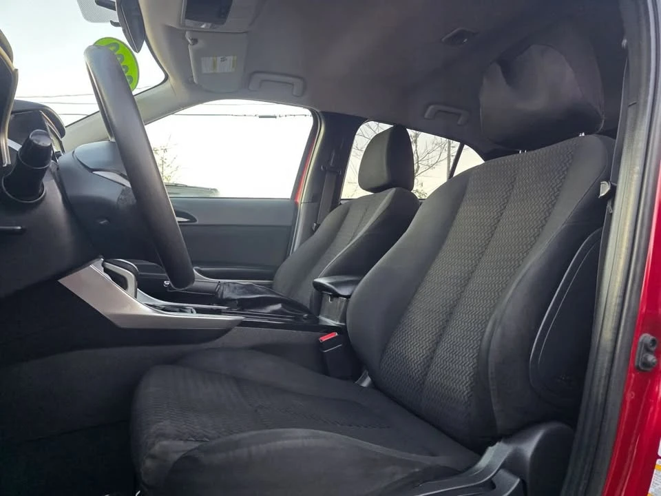2020 Mitsubishi Eclipse Cross - Image 2 of 17