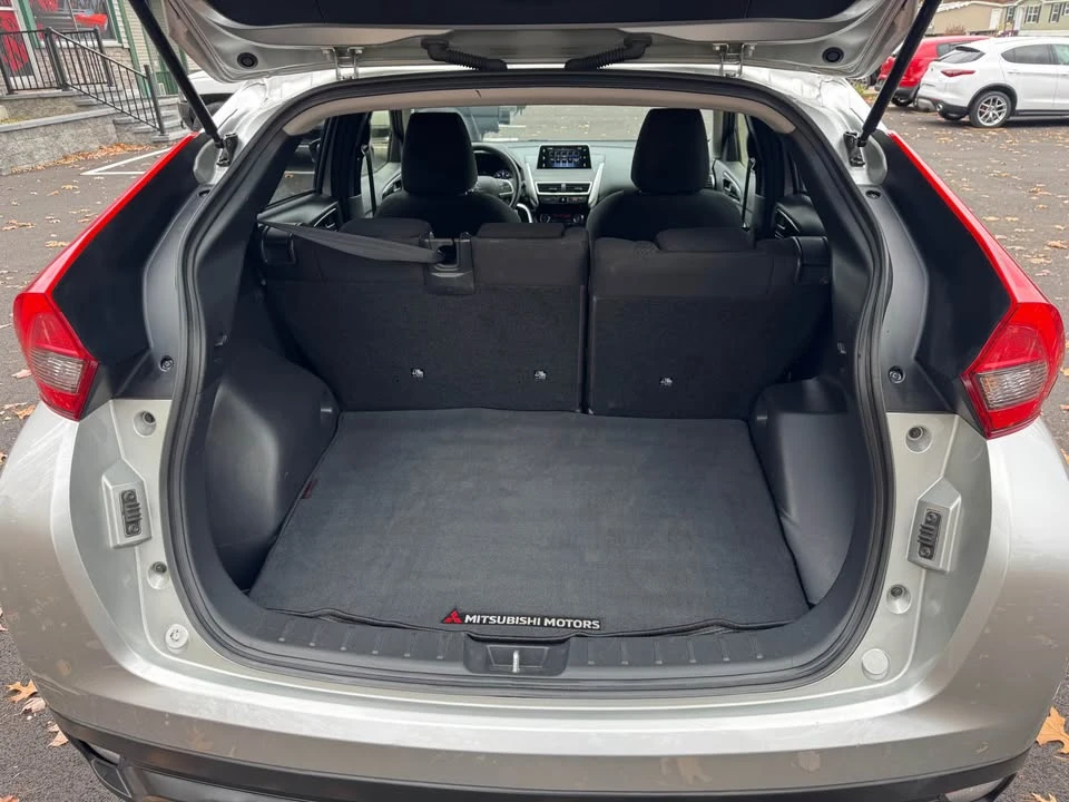 2020 Mitsubishi Eclipse Cross - Image 9 of 12