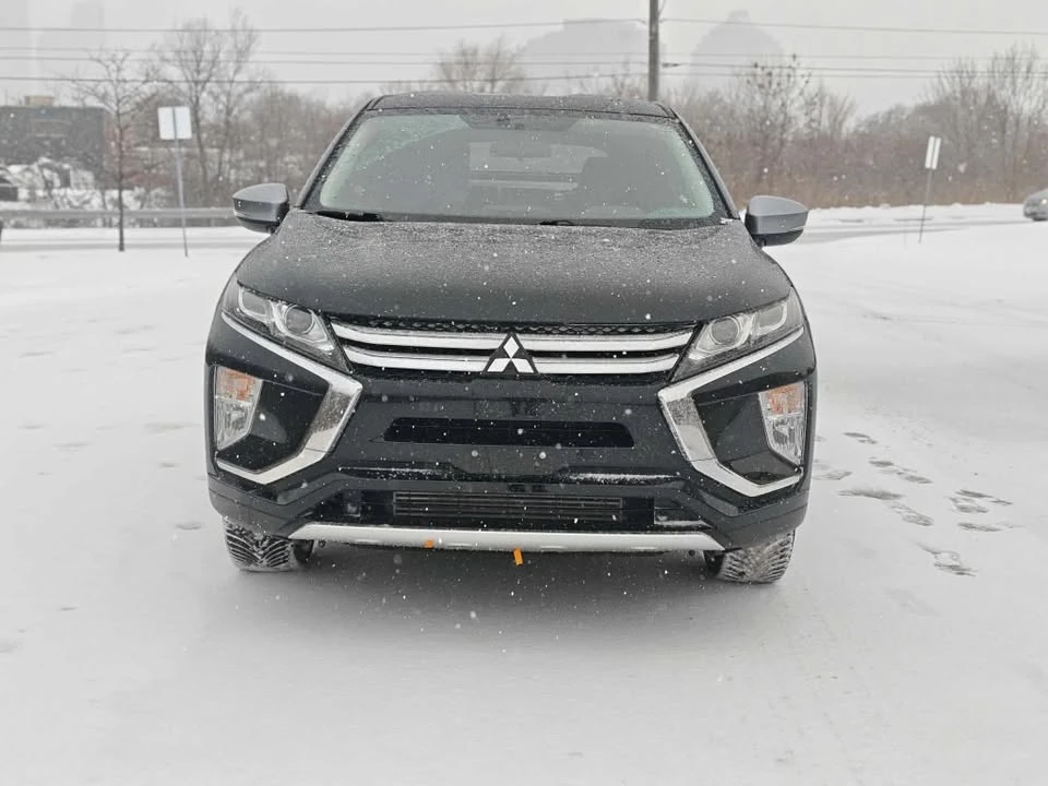 2020 Mitsubishi Eclipse Cross - Image 2 of 15