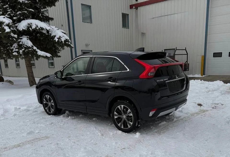 2020 Mitsubishi Eclipse Cross - Image 5 of 12