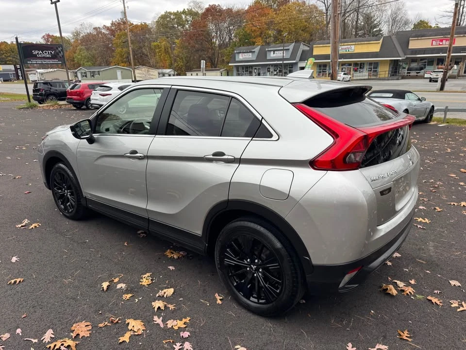 2020 Mitsubishi Eclipse Cross - Image 2 of 12