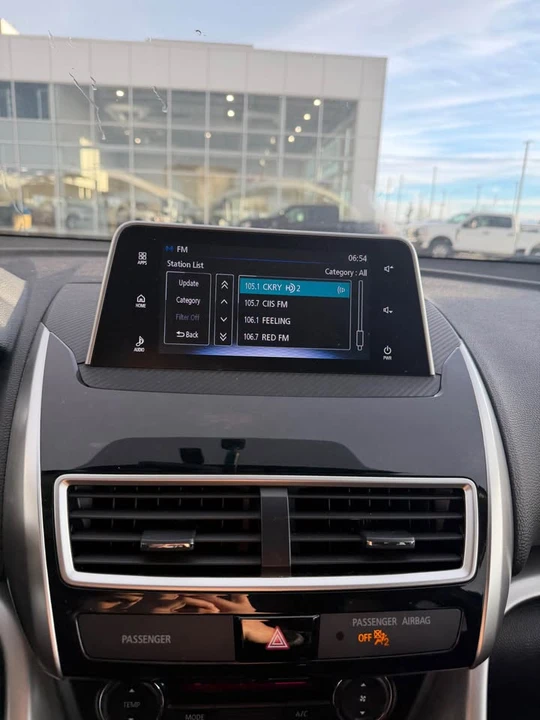 2020 Mitsubishi Eclipse Cross - Image 13 of 15