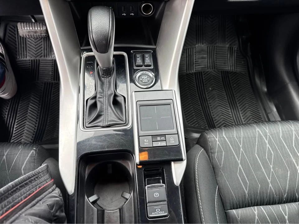 2020 Mitsubishi Eclipse Cross - Image 15 of 17
