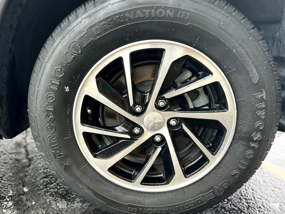 2020 Mitsubishi Eclipse Cross - Image 10 of 20