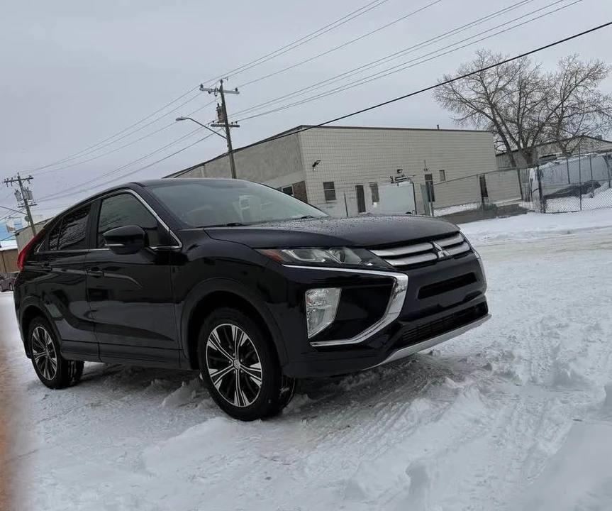 2020 Mitsubishi Eclipse Cross - Image 3 of 12