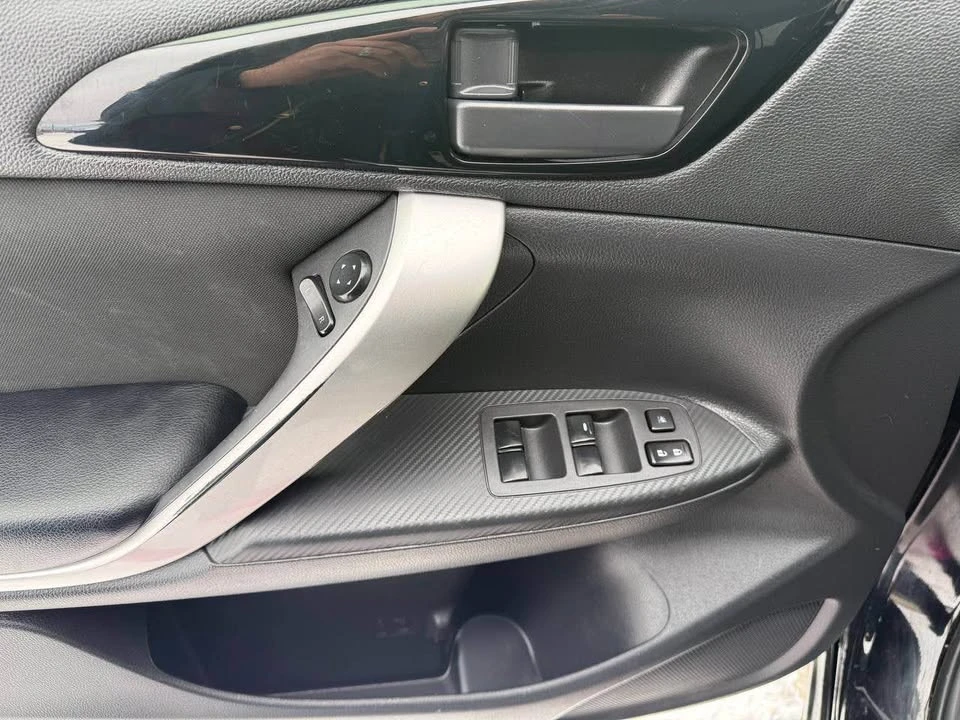 2020 Mitsubishi Eclipse Cross - Image 12 of 12