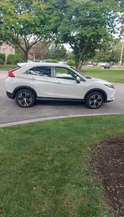 2020 Mitsubishi Eclipse Cross - Image 3 of 10