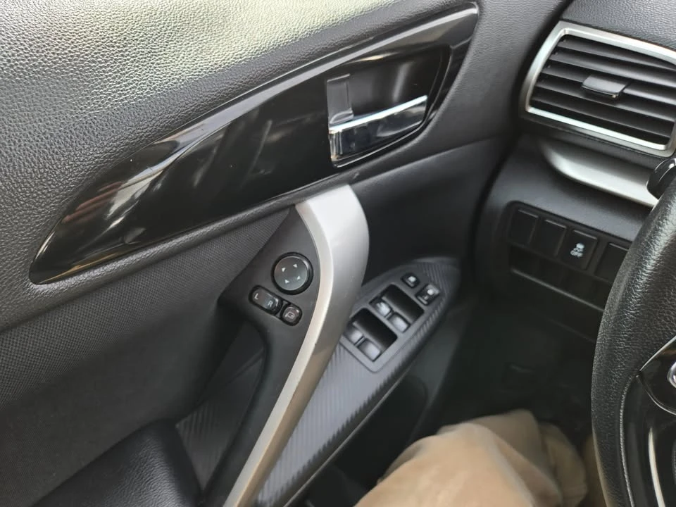 2020 Mitsubishi Eclipse Cross - Image 20 of 20