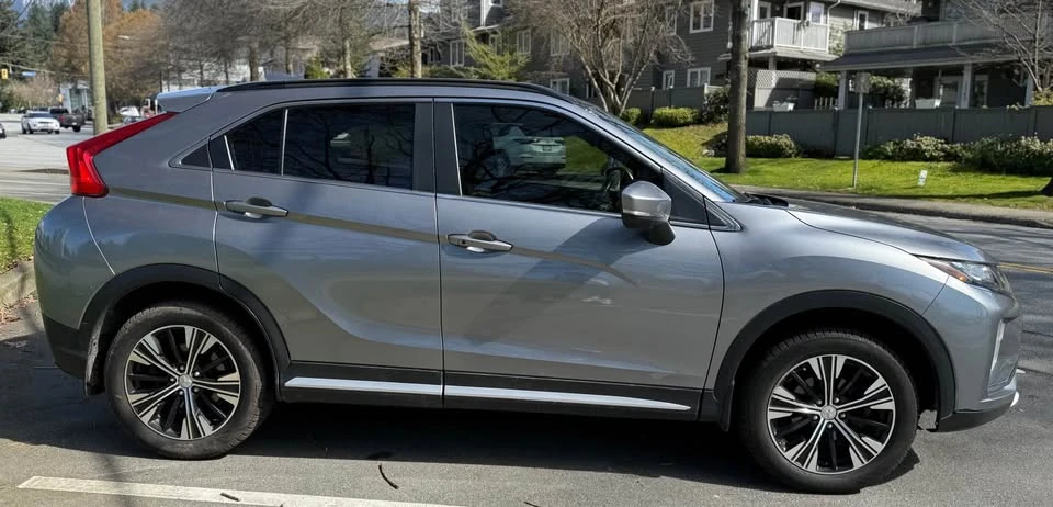 2020 Mitsubishi Eclipse Cross - Image 8 of 18