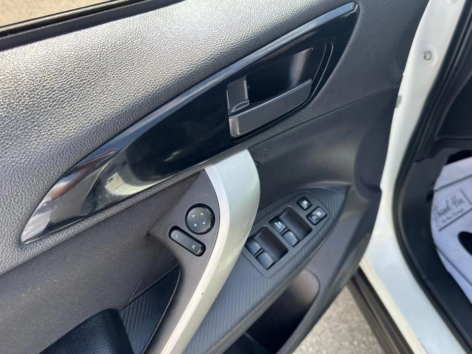 2020 Mitsubishi Eclipse Cross - Image 13 of 20