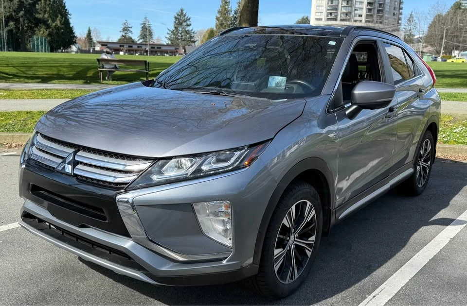 2020 Mitsubishi Eclipse Cross - Image 3 of 18