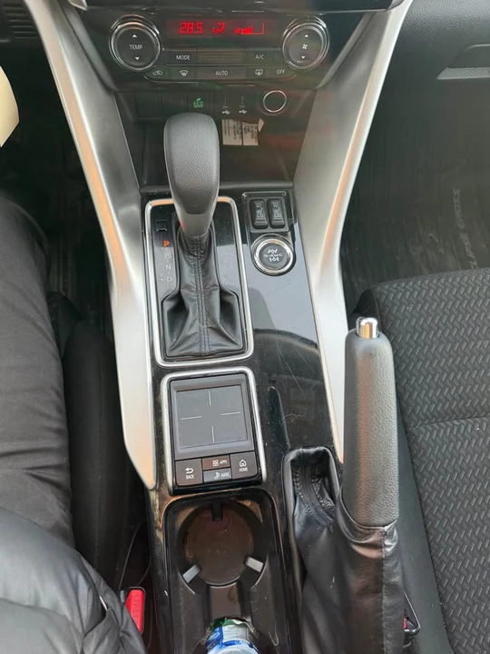 2020 Mitsubishi Eclipse Cross - Image 14 of 15