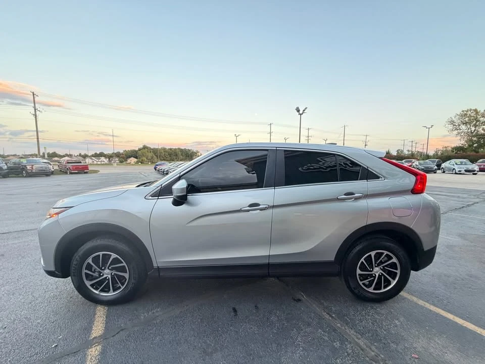 2020 Mitsubishi Eclipse Cross - Image 6 of 19