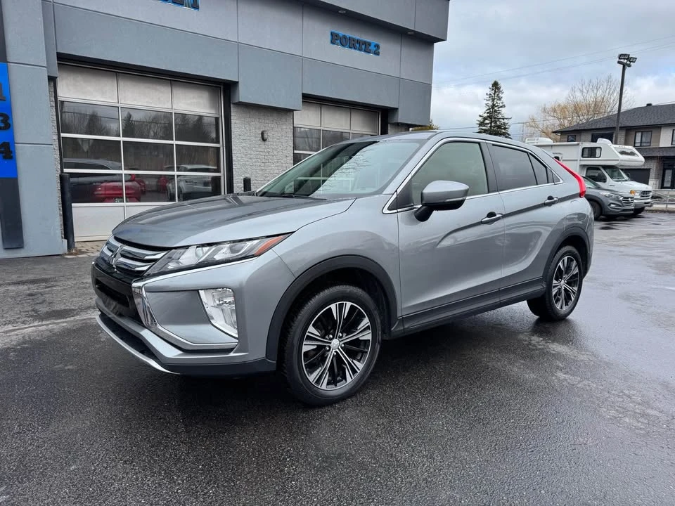 2020 Mitsubishi Eclipse Cross - Image 2 of 17