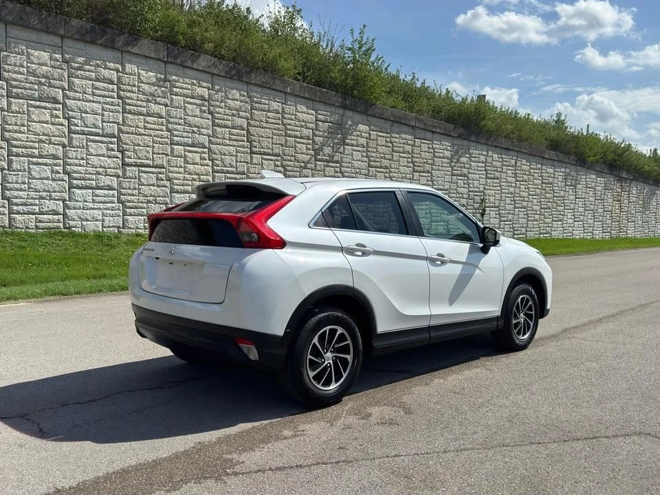 2020 Mitsubishi Eclipse Cross - Image 3 of 20