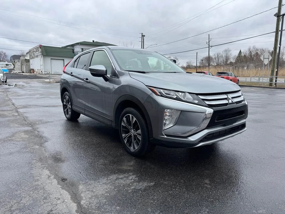2020 Mitsubishi Eclipse Cross - Image 4 of 17