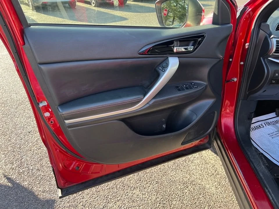 2020 Mitsubishi Eclipse Cross - Image 13 of 20