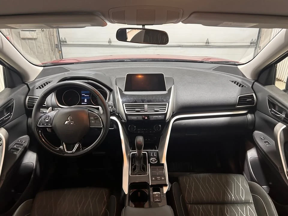2020 Mitsubishi Eclipse Cross - Image 15 of 20