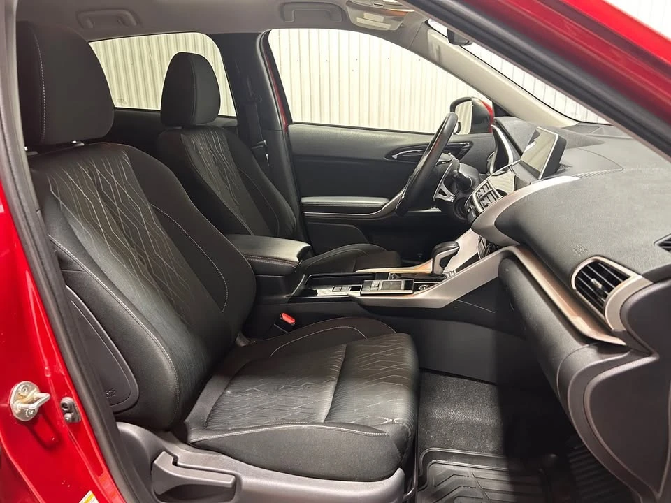 2020 Mitsubishi Eclipse Cross - Image 19 of 20
