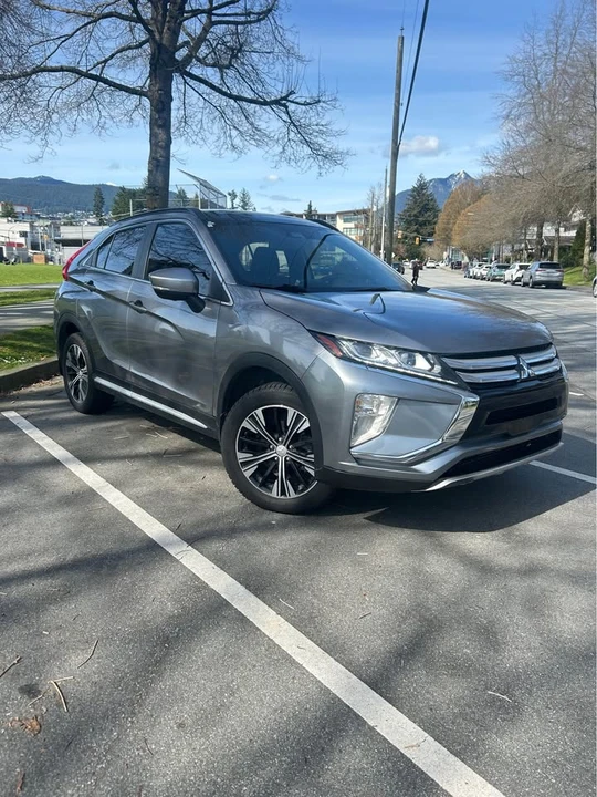 2020 Mitsubishi Eclipse Cross - Image 3 of 13