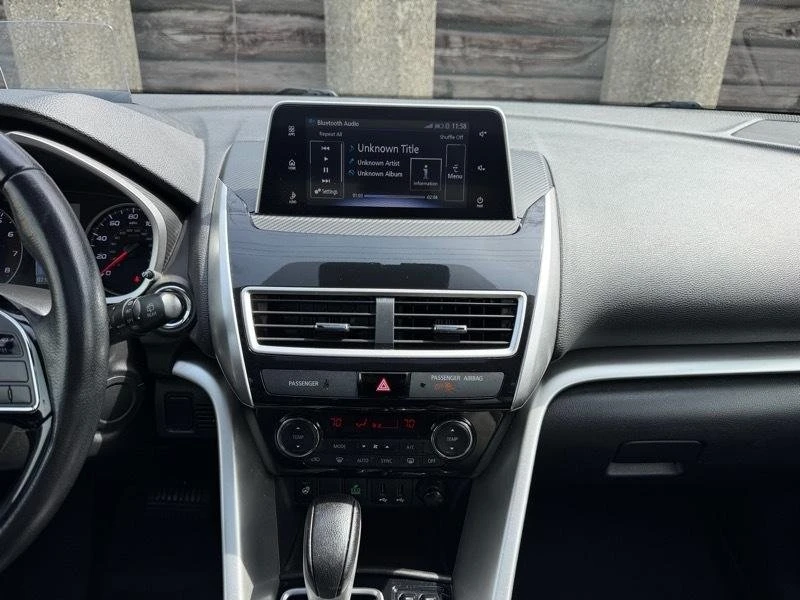 2020 Mitsubishi Eclipse Cross - Image 11 of 20