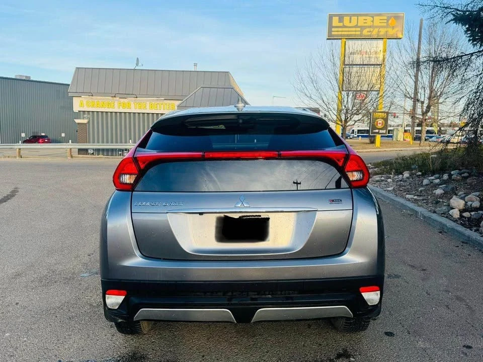 2020 Mitsubishi Eclipse Cross - Image 2 of 13