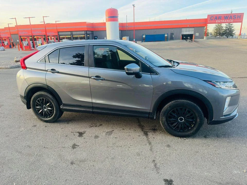 2020 Mitsubishi Eclipse Cross - Image 3 of 13