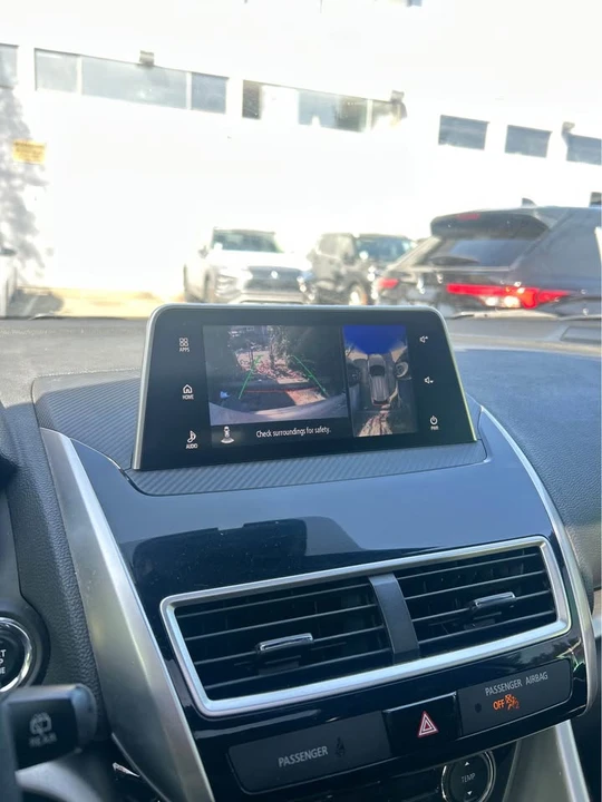 2020 Mitsubishi Eclipse Cross - Image 12 of 13