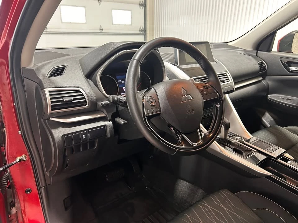 2020 Mitsubishi Eclipse Cross - Image 14 of 20
