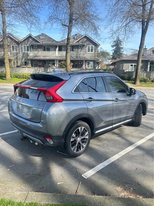 2020 Mitsubishi Eclipse Cross - Image 4 of 13